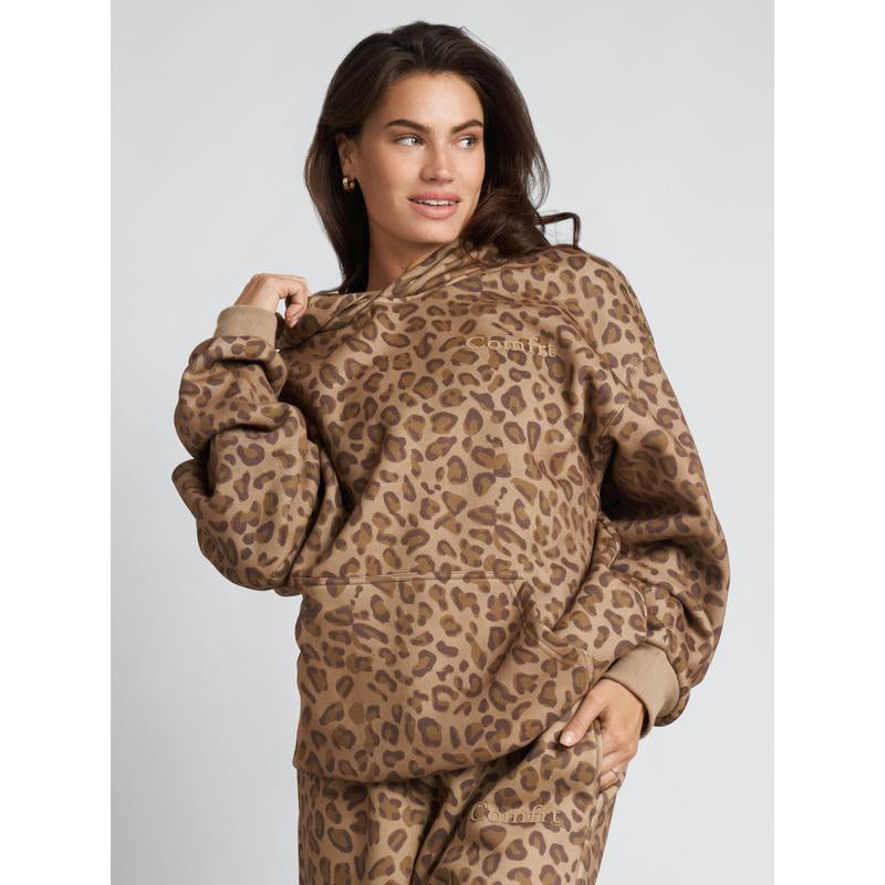 Comfrt | Oversized Minimalist Hoodie