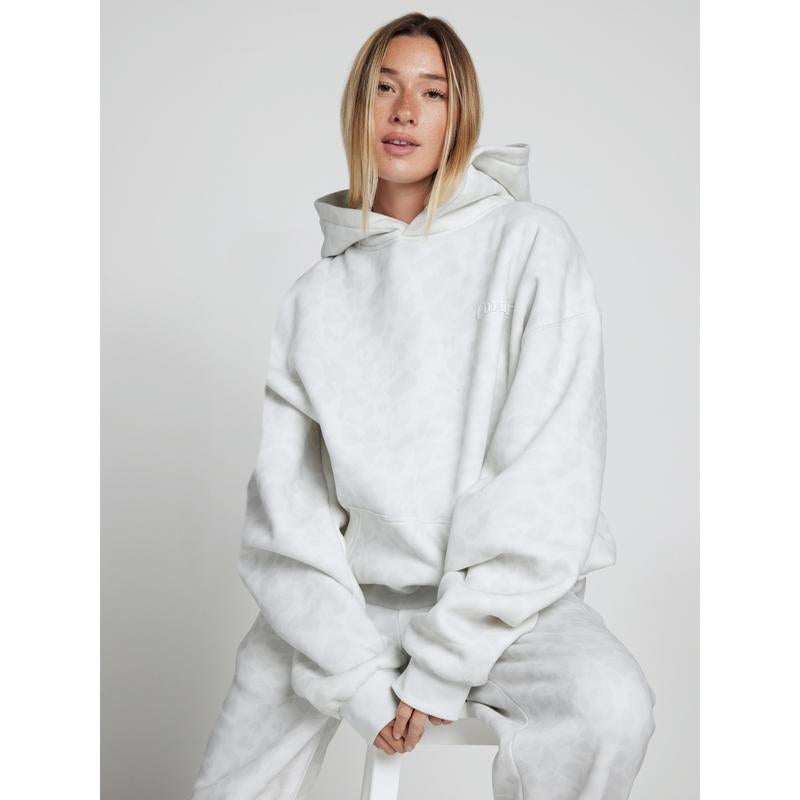Comfrt | Oversized Minimalist Hoodie